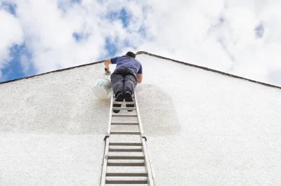 Peinture extérieure à Villeneuve-en-Montagne — façades et ravalement